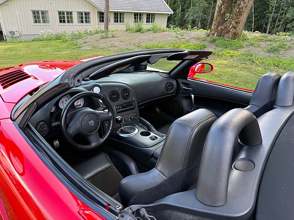 Dodge Viper 19 of 30