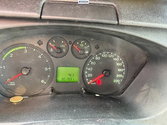 Ford Transit 30 of 30