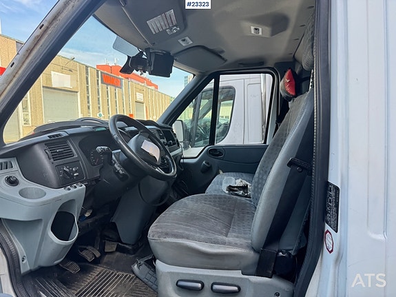 Ford Transit 28 of 30