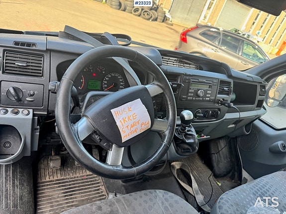 Ford Transit 29 of 30