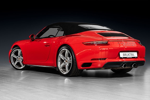 Porsche 911 4 of 30
