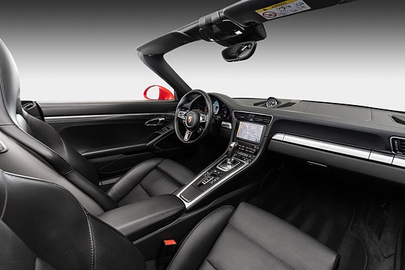 Porsche 911 18 of 30