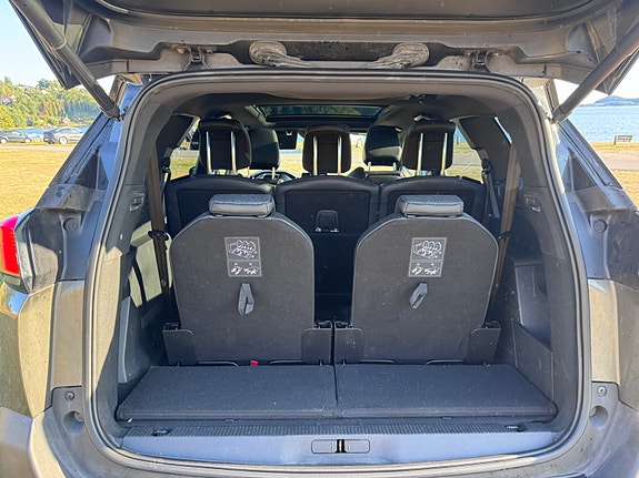 Peugeot 5008 10 of 28