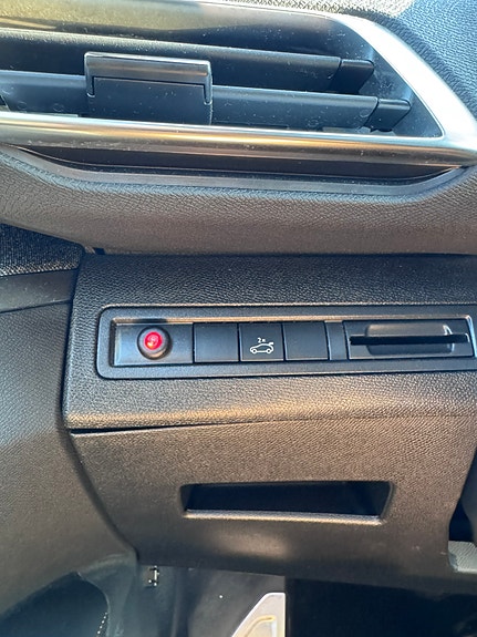 Peugeot 5008 23 of 28