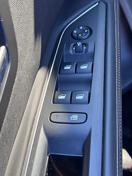 Peugeot 5008 19 of 28