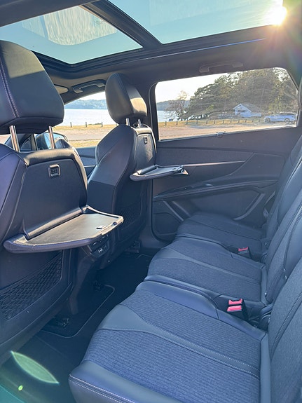 Peugeot 5008 8 of 28