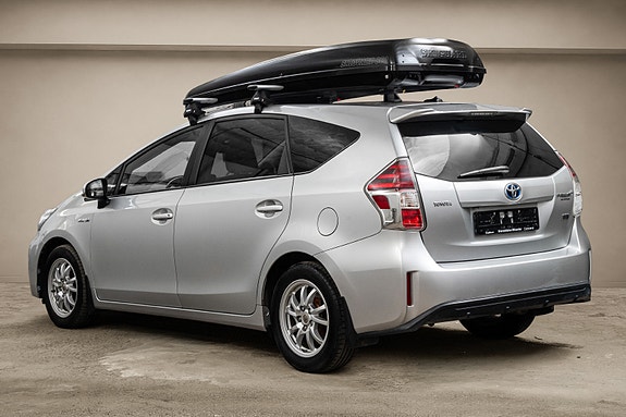 Toyota Prius+ 5 of 30