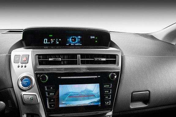 Toyota Prius+ 29 of 30