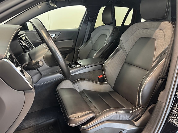 Volvo V60 20 of 30