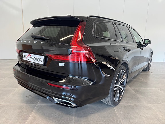 Volvo V60 15 of 30