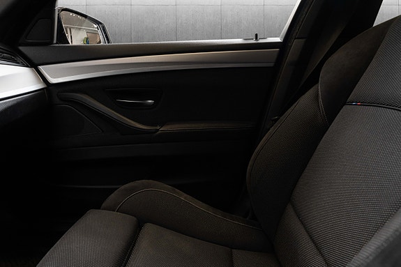 BMW 520d 12 of 28