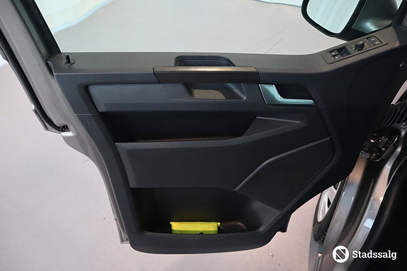 Volkswagen Kombi 10 of 10