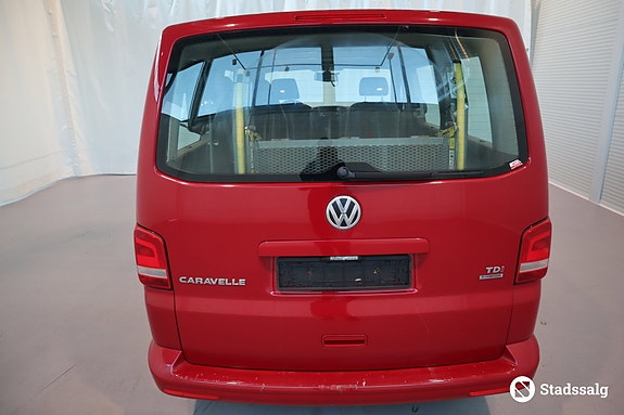 Volkswagen Caravelle 6 of 10