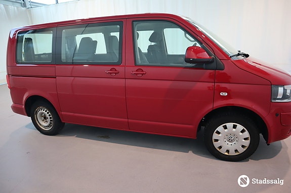 Volkswagen Caravelle 4 of 10
