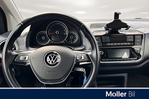 Volkswagen UP! 14 of 21