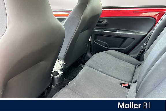 Volkswagen UP! 12 of 21