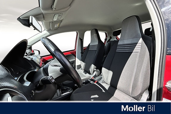 Volkswagen UP! 9 of 21