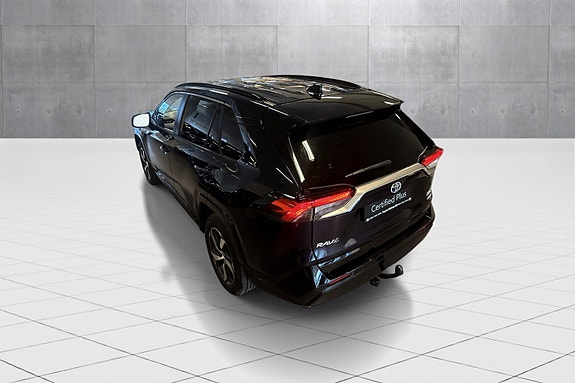 Toyota RAV4 Plug-in Hybrid 24 of 24