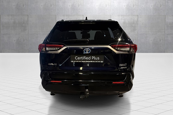 Toyota RAV4 Plug-in Hybrid 4 of 24