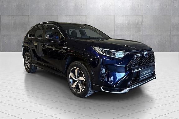 Toyota RAV4 Plug-in Hybrid 7 of 24