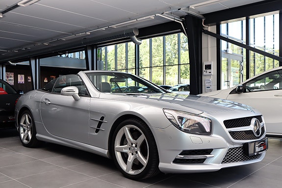 Mercedes-Benz SL350 3 of 30