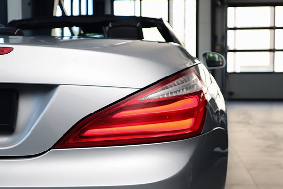 Mercedes-Benz SL350 15 of 30