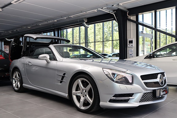 Mercedes-Benz SL350 2 of 30