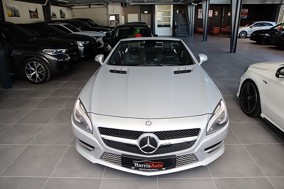 Mercedes-Benz SL350 8 of 30