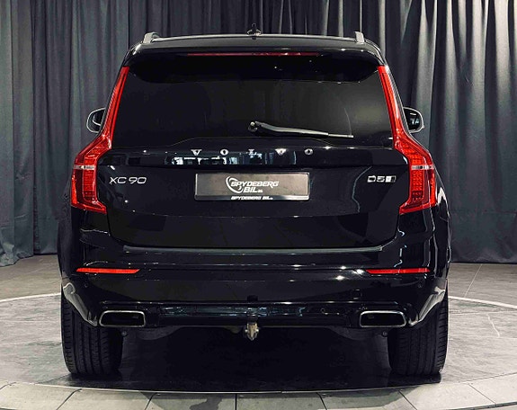 Volvo XC90 9 of 30