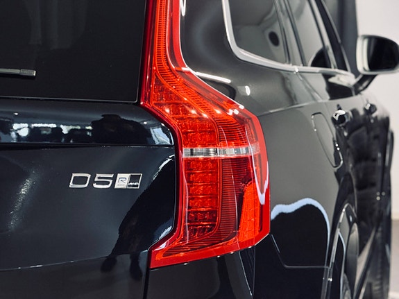 Volvo XC90 12 of 30