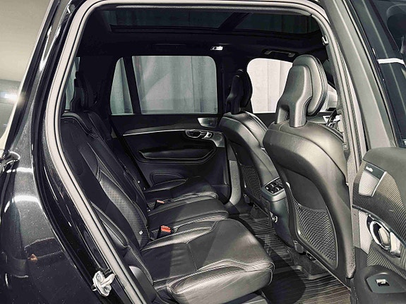 Volvo XC90 29 of 30