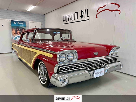 Ford Fairlane 3 of 30