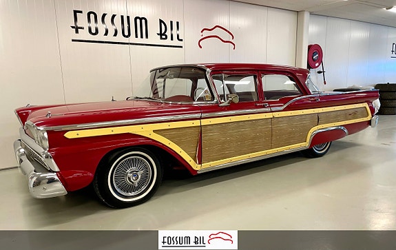 Ford Fairlane 12 of 30