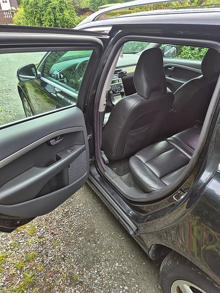 Volvo V70 29 of 30