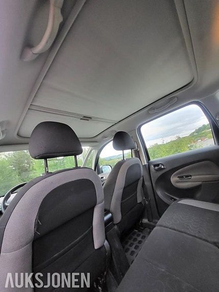 Citroen C3 Picasso 6 of 21