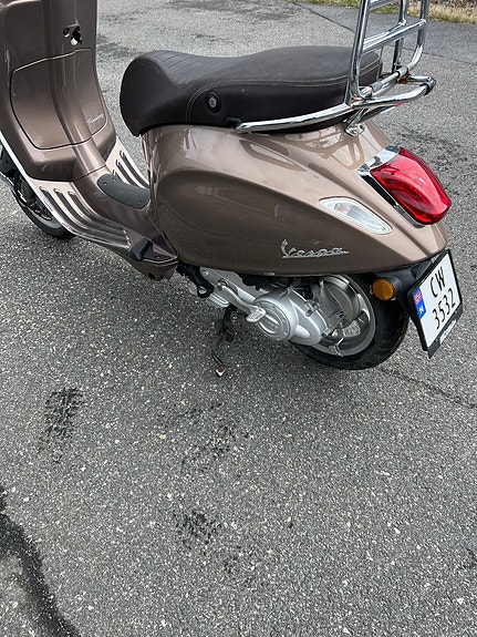 Vespa Primavera 50 Touring 9 of 9