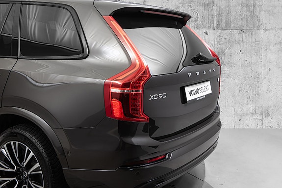Volvo XC90 6 of 30