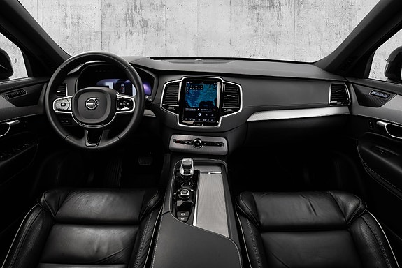 Volvo XC90 24 of 30