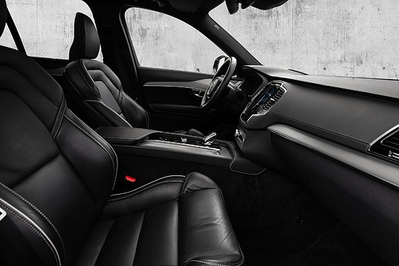 Volvo XC90 29 of 30