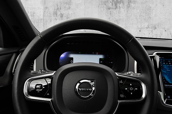 Volvo XC90 23 of 30
