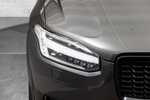 Volvo XC90 3 of 30