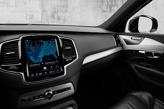 Volvo XC90 17 of 30