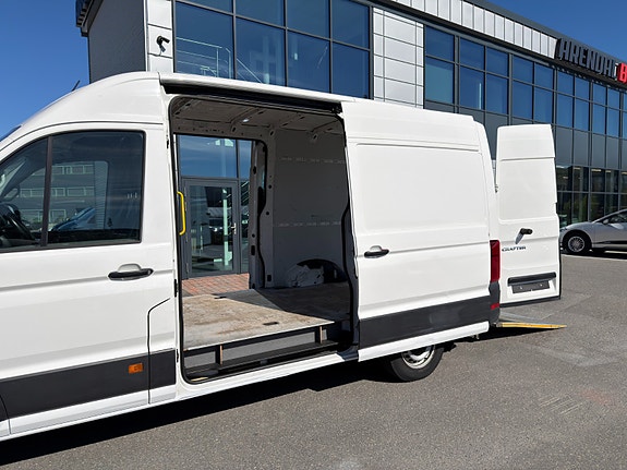 Volkswagen Crafter 10 of 24