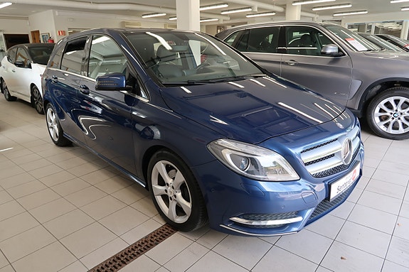 Mercedes-Benz 180 12 of 30