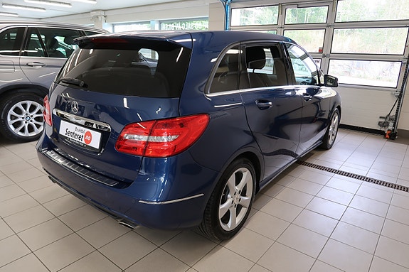 Mercedes-Benz 180 5 of 30