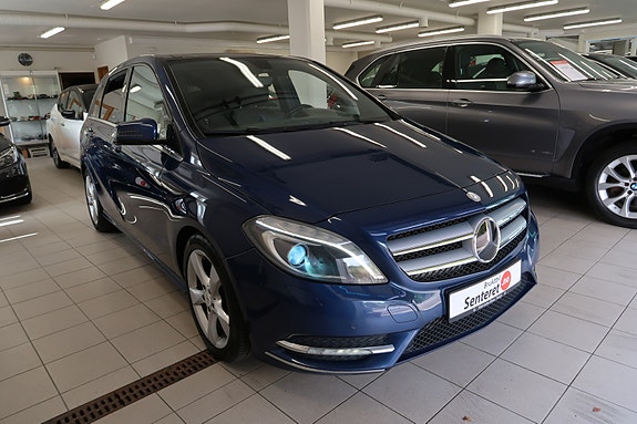 Mercedes-Benz 180 11 of 30