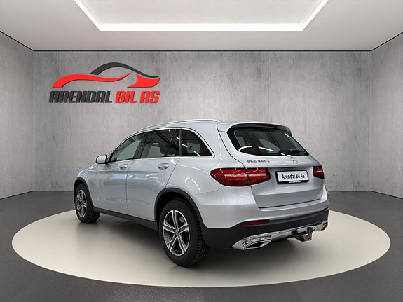 Mercedes-Benz GLC220 d 7 of 23