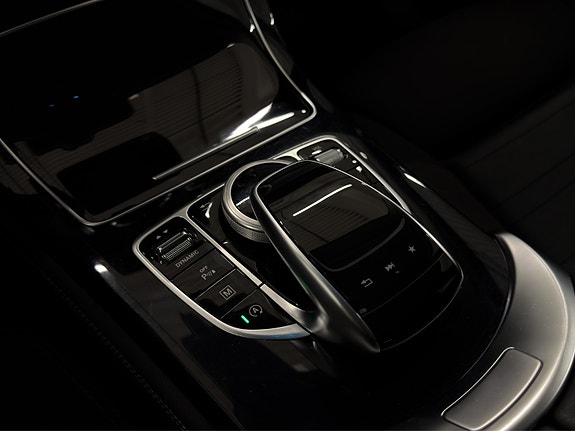 Mercedes-Benz GLC220 d 16 of 23