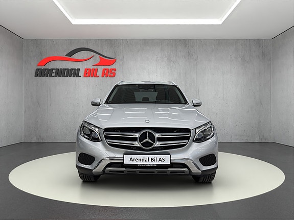 Mercedes-Benz GLC220 d 3 of 23