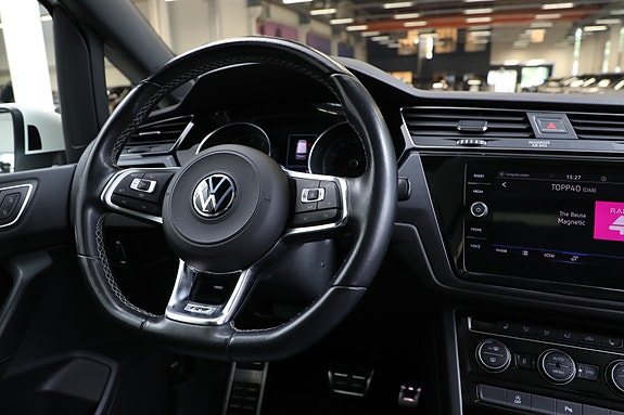 Volkswagen Touran 16 of 30